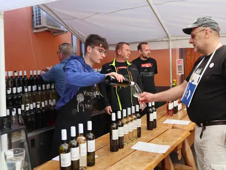 Otevřené sklepy Perná 2024 — fotografie 13