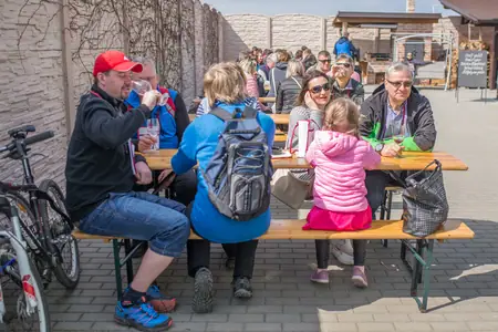 Otevřené sklepy Perná 2018 — fotografie 12